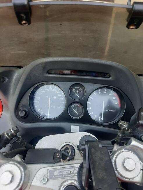 Sprzedam Hondę cbr1000f