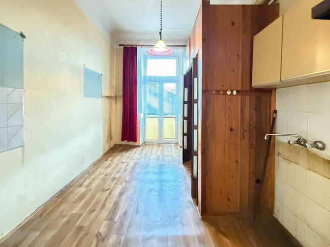 Mieszkanie w kamienicy dwa balkony