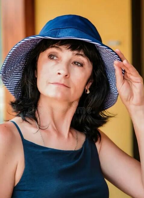 Ona szuka jego