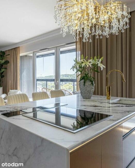 Luksusowy apartament, wykończenie premium /widok na morze