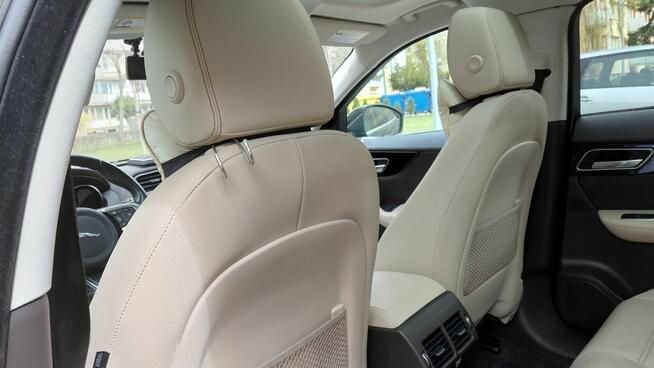 JAGUAR F-PACE W BARDZO BOGATEJ WERSJI PRESIGE