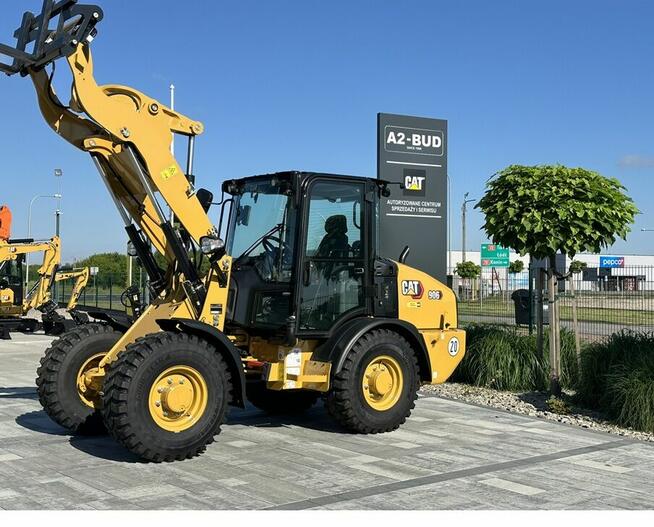 FABRYCZNIE NOWY CAT 906
