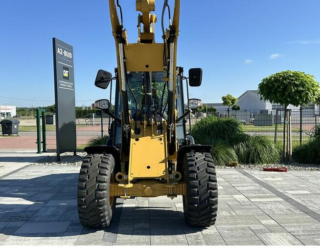 FABRYCZNIE NOWY CAT 906