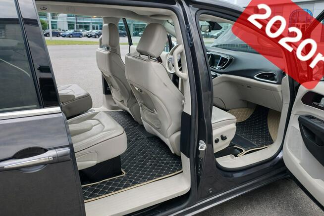 Pacifica 2020 w wersji Limited 7 miejsc silnik 3.6 V6 90 brutto