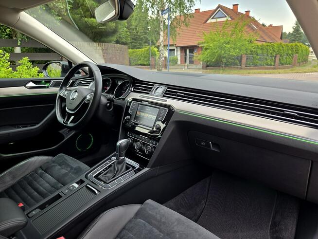 Volkswagen Passat Variant B8 4Motion 2.0 BiTDI 240KM 2015r LED, Skóry, DSG, Kamera, Radar