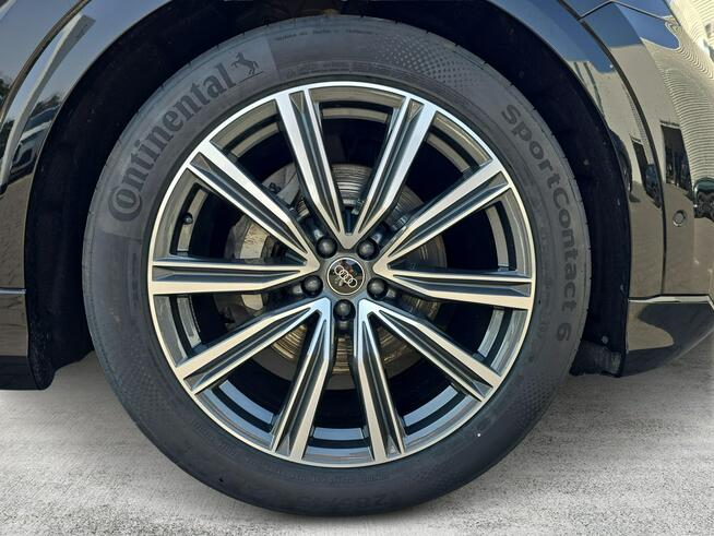 Audi Q8 MatrixLED_HeadUp_Hak_SoundSystem_Virtual_Panorama_HomeLink_Asystenci