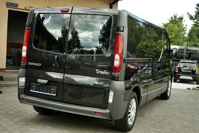 Renault Trafic 2,0DCI Klima, 3 osoby, 2012r.