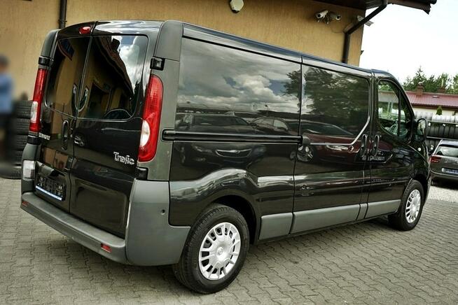 Renault Trafic 2,0DCI Klima, 3 osoby, 2012r.