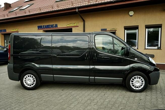 Renault Trafic 2,0DCI Klima, 3 osoby, 2012r.