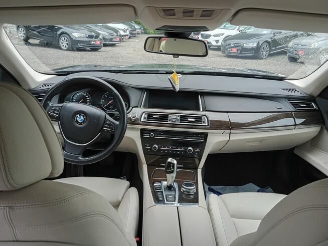BMW 740