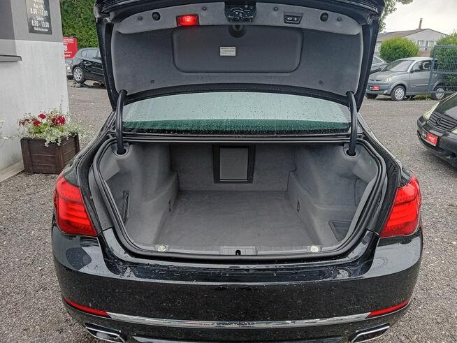 BMW 740