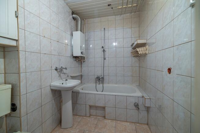 2 pokoje z możliwością przerobienia na 3 z balkonem