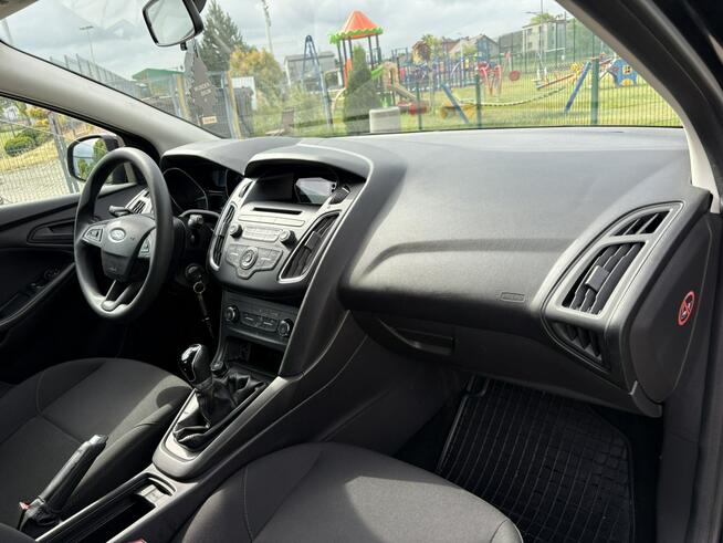Ford Focus Serwisowany * Oryginalny Przebieg * Doinwestowany * Klimatyzacja *