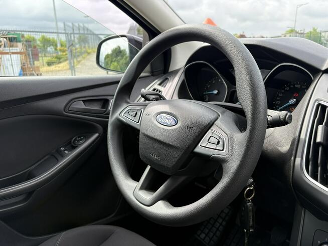 Ford Focus Serwisowany * Oryginalny Przebieg * Doinwestowany * Klimatyzacja *