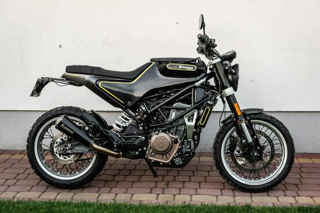 Husqvarna Svartpilen 401 R 2019 AKRAPOVIĆ Jak Nowy RATY Transport KTM duke mt 390 KAT A2