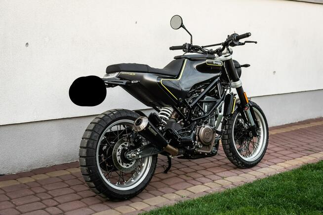 Husqvarna Svartpilen 401 R 2019 AKRAPOVIĆ Jak Nowy RATY Transport KTM duke mt 390 KAT A2