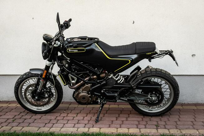 Husqvarna Svartpilen 401 R 2019 AKRAPOVIĆ Jak Nowy RATY Transport KTM duke mt 390 KAT A2