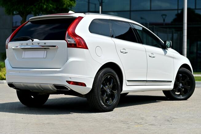 Volvo XC 60 LiFT Bi Xenon Ledy Skóra Navi Kamera Panorama Dach El.Klapa Full Opcja