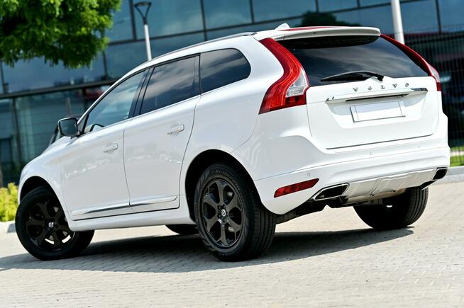 Volvo XC 60 LiFT Bi Xenon Ledy Skóra Navi Kamera Panorama Dach El.Klapa Full Opcja
