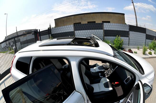 Volvo XC 60 LiFT Bi Xenon Ledy Skóra Navi Kamera Panorama Dach El.Klapa Full Opcja