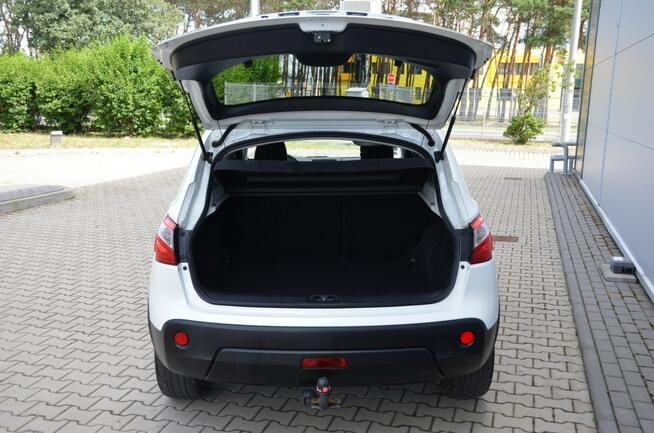 Nissan Qashqai Mega Stan 1.6i 117KM Lift Serwis Panorama Navi Kamera 360