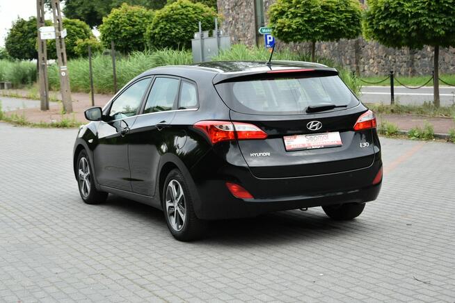 Hyundai i30 1.4 BENZYNA 99KM 2015r. Klima TEMPOMAT Bluetooth niski przebieg 179tkm