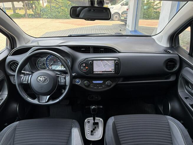 Toyota Yaris Rezerwacja