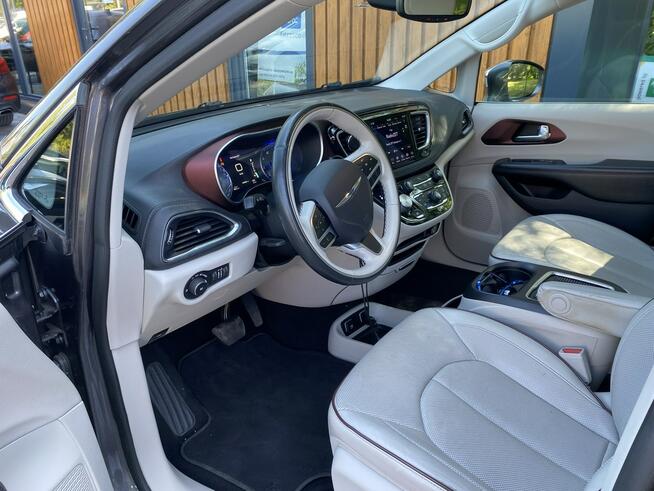 Chrysler Pacifica