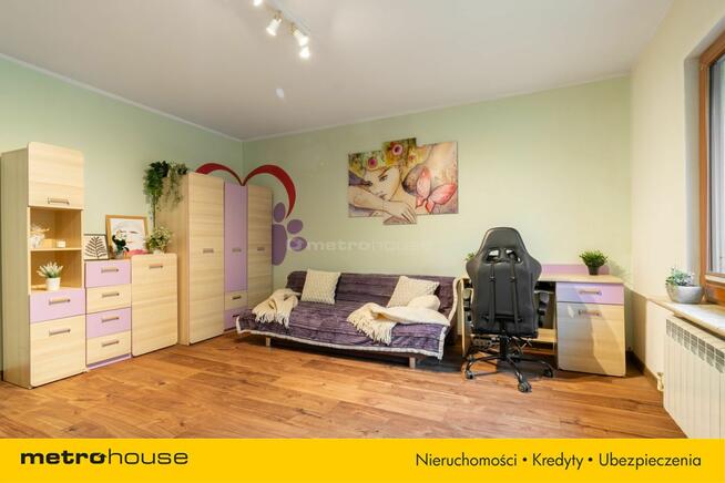 Przestronne 113,5 m² z Ogrodem i 2 Garażami