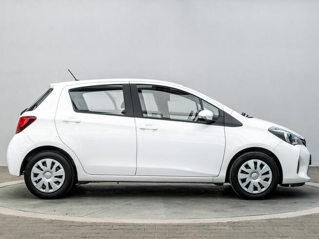 Toyota Yaris HB 1.0 Active 69KM Salon Polska