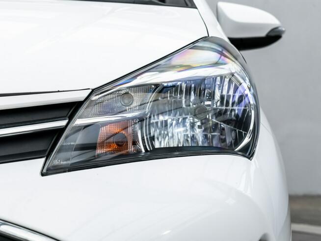 Toyota Yaris HB 1.0 Active 69KM Salon Polska