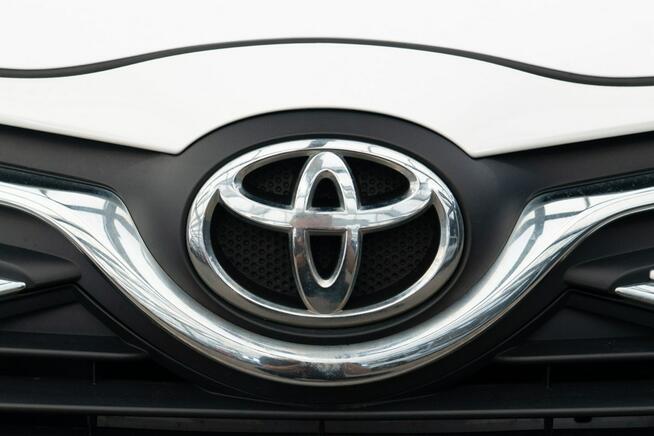 Toyota Yaris HB 1.0 Active 69KM Salon Polska