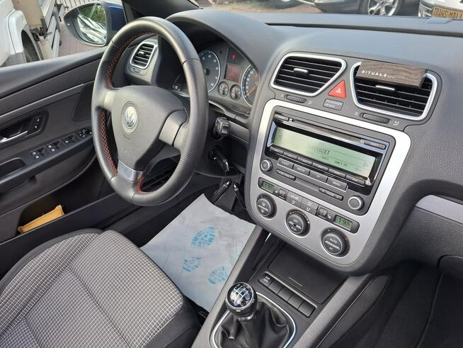 Volkswagen Eos BEZWYPADKOWY. SERWISOWANY. PANORAMICZNY DACH. SUPER STAN. Z NIEMIEC.