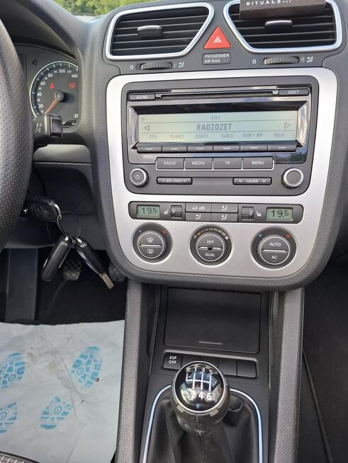 Volkswagen Eos BEZWYPADKOWY. SERWISOWANY. PANORAMICZNY DACH. SUPER STAN. Z NIEMIEC.