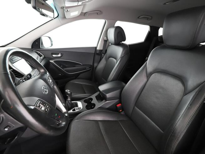 Hyundai Santa Fe navi klima auto grzane fotele kamera i czujniki parkowania