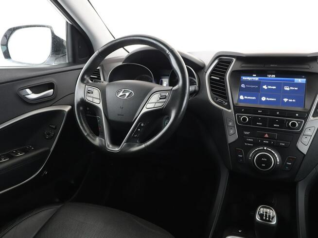 Hyundai Santa Fe navi klima auto grzane fotele kamera i czujniki parkowania
