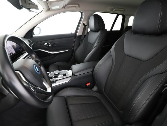BMW 320 FV23 pHEV full led sporty skóra virtual navi kamera aktywny tempomat