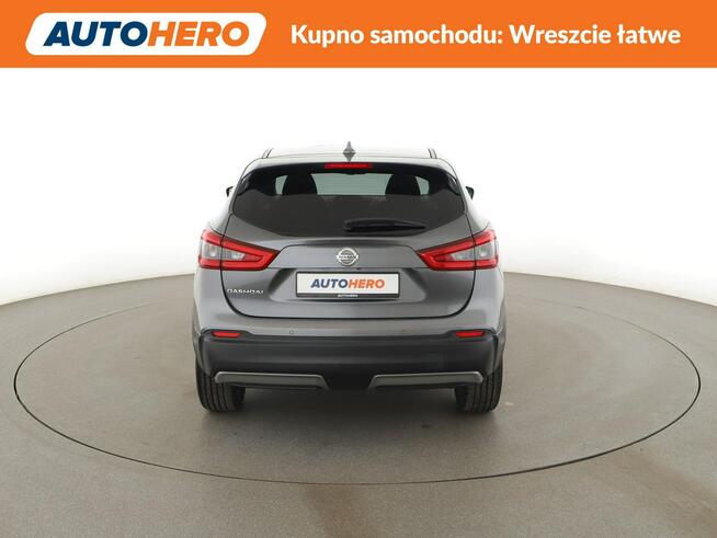 Nissan Qashqai LIFT 1.6 N-Connecta Klimatronik Tempomat Nawigacja GrzaneFotele KAM360