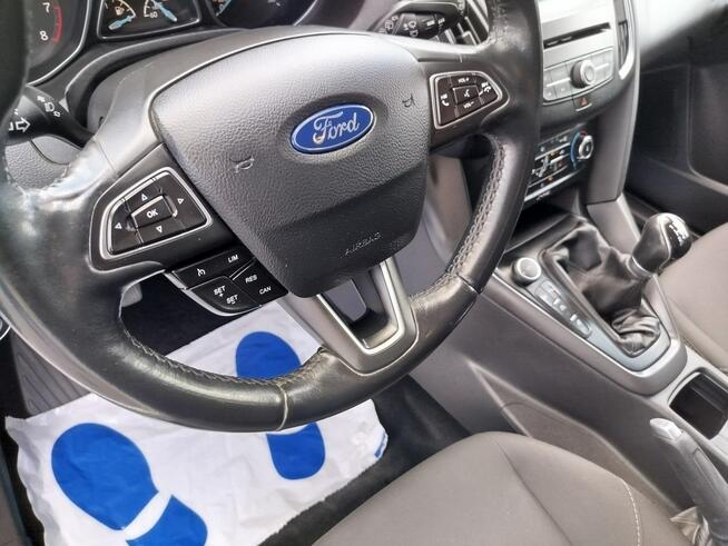 Ford Focus 1.0 Lift , udokumentowany przebieg