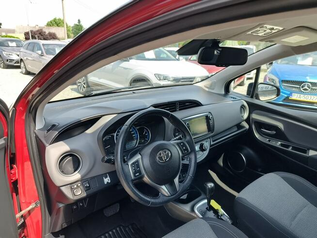 Toyota Yaris 1.5 Benzyna-hybryda 73 KM Przebieg-59 128 km