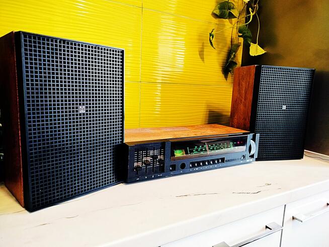 Radio Amator, radio przestrojone na nowe pasmo plus kolumny