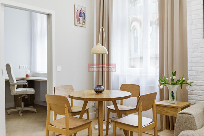 Apartament -3 pokoje -2 łazienki-Stare Miasto