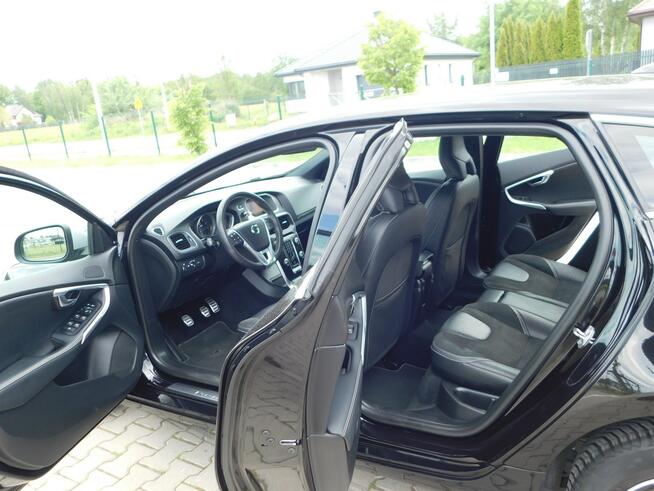 Volvo V40 R-Design z Gwarancją Bezwypadkowy 100%