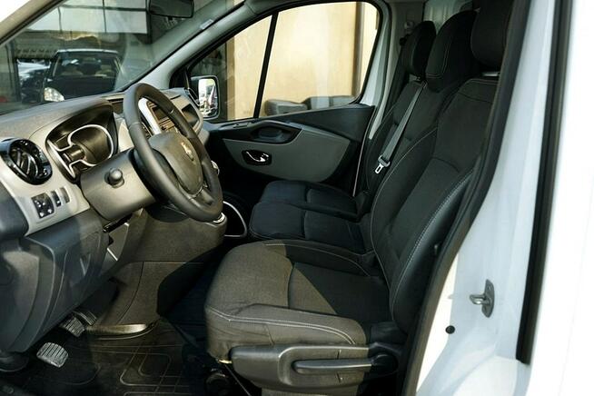 Renault Trafic 1,6DCI Klima, 155tys.km, 2018r.