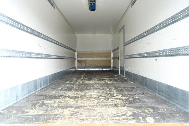 Mercedes Atego 1218 Euro6 tylko 222 tys.km! ! kontener 18 palet winda