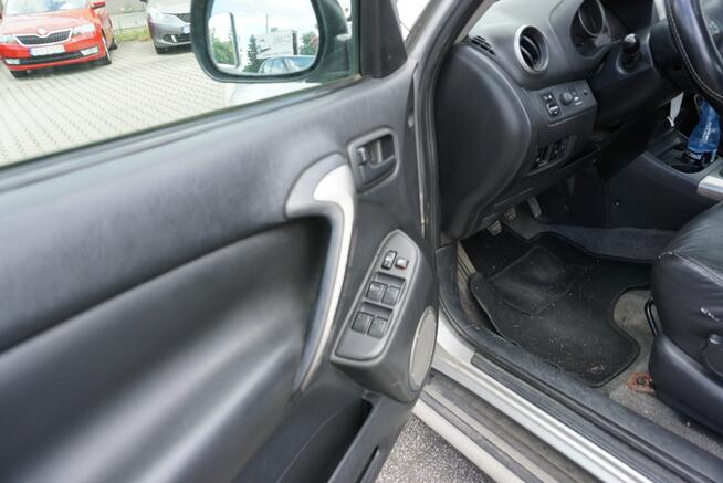Toyota RAV-4 polski salon