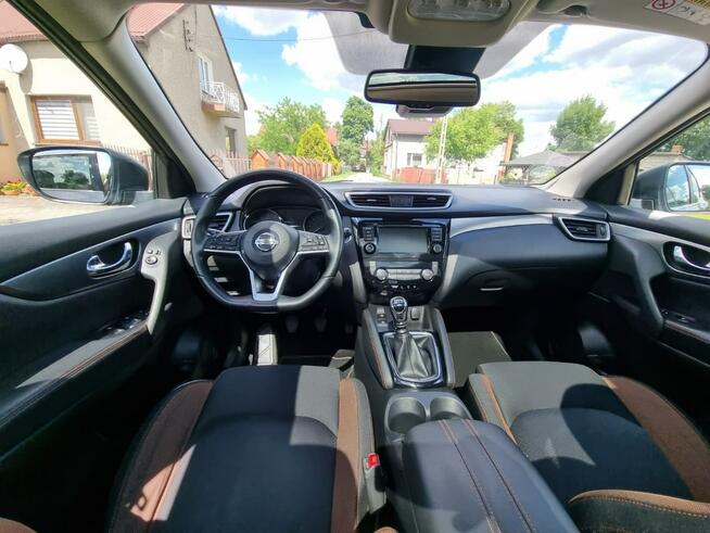 NISSAN Qashqai 1.3 DIG-T Tekna Full LED/ Kamera 360 / Panorama / 2xALU