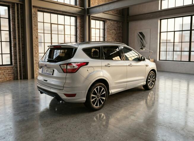 Ford Kuga Jak nowy rok gwarancji nowe opony serwis ASO