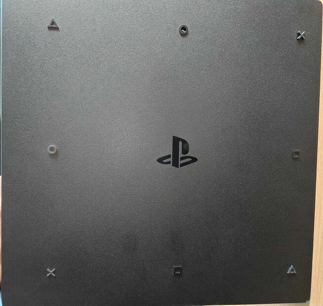 PlayStation 4 Pro CUH‑7216B – Stan igła, super cicha, najlep