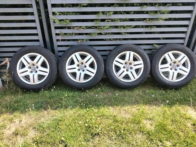 Felgi aluminiowe z oponami 15